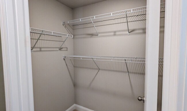 Building Photo - PREMIUM FINISHES - 2024 BUILD 4/2/2 CONSTR...