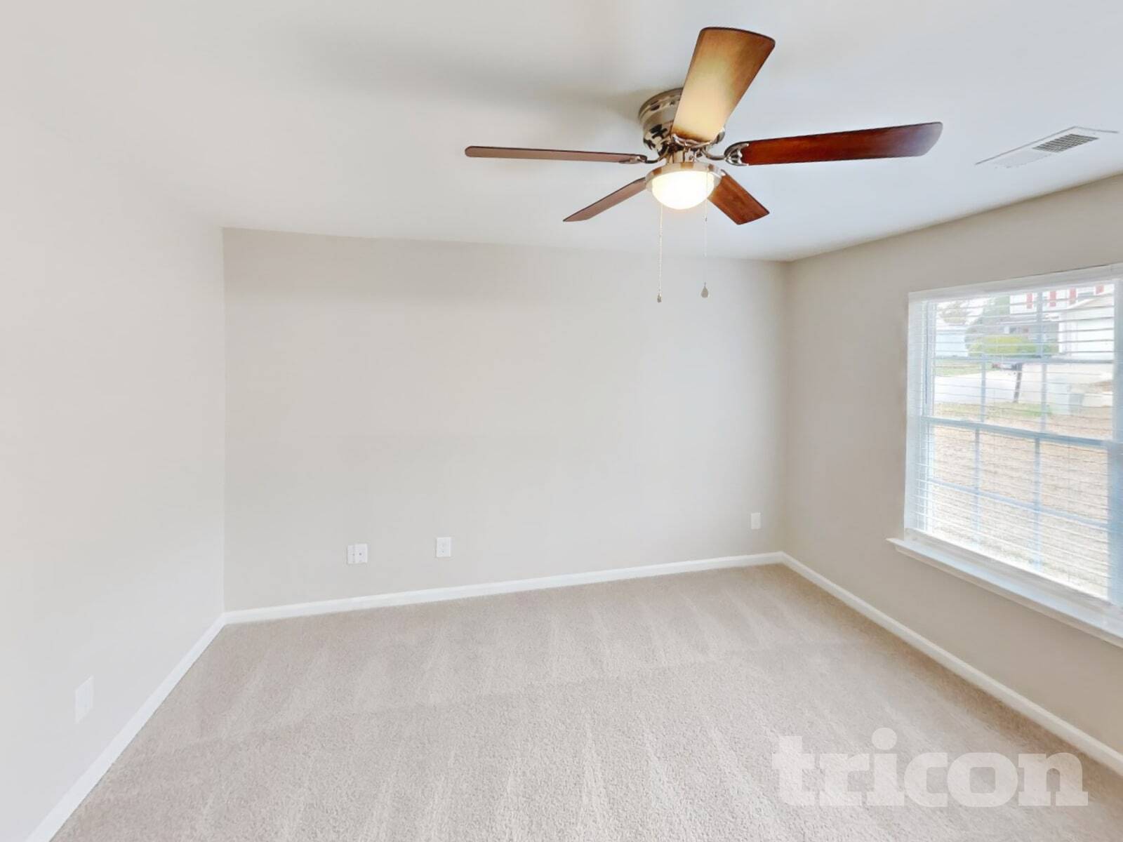 Building Photo - 301 Bedford Park Dr