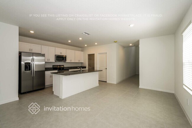 Building Photo - 12022 Lavender Loop
