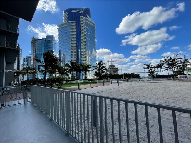 Building Photo - 888 Biscayne Blvd