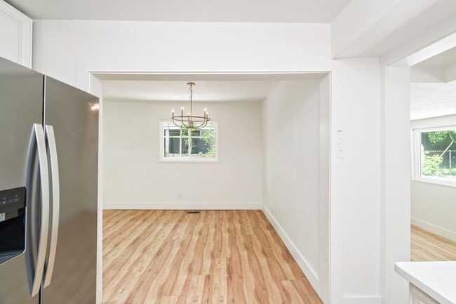 Building Photo - 415 Taliwa Dr