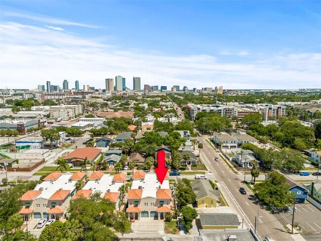 Building Photo - 113 S Melville Ave