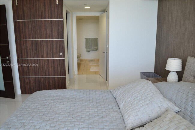 Building Photo - 50 Biscayne Blvd
