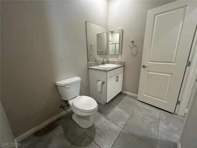 Building Photo - 7526 Pink Mimosa Ave