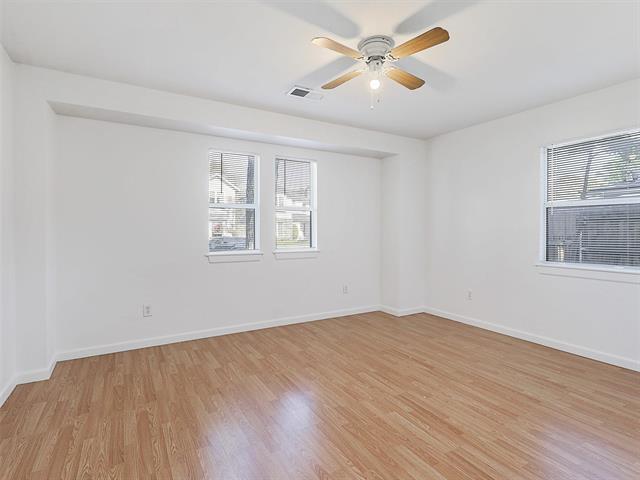 Building Photo - 3960 Lively Ln