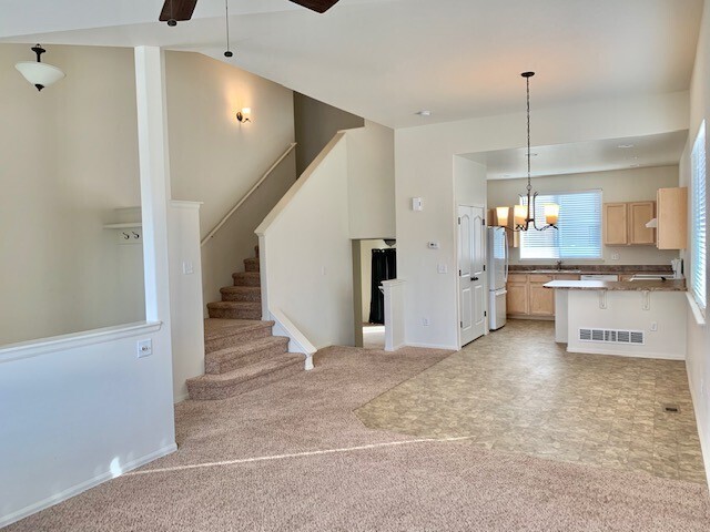 Building Photo - Spacious 3 Bedroom Home in Heron Pointe Su...