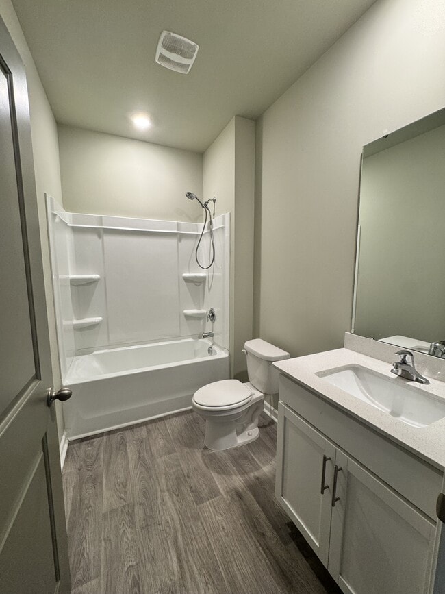 Building Photo - 4518 Sandstone Dr