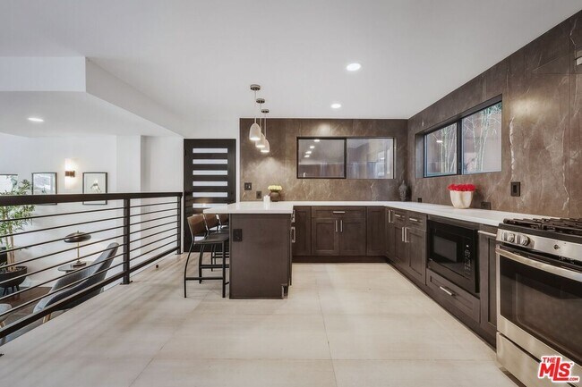 Building Photo - 3601 Dixie Canyon Ave