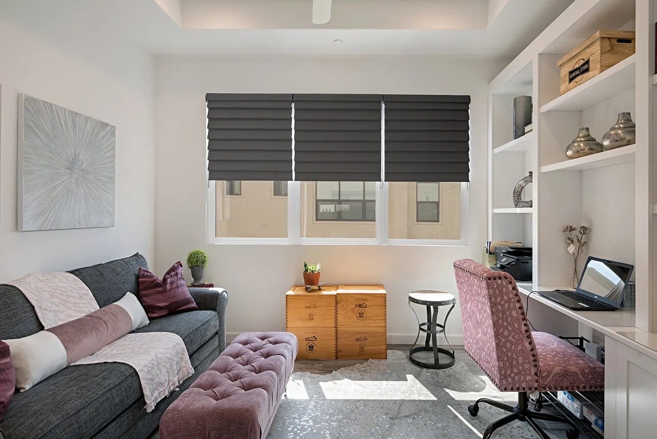 Building Photo - 168 Follyhatch