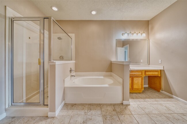 Building Photo - 770 Hunt Rd