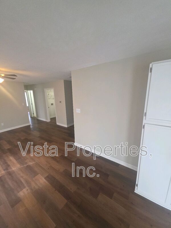 Building Photo - 6917 Colrain Cir