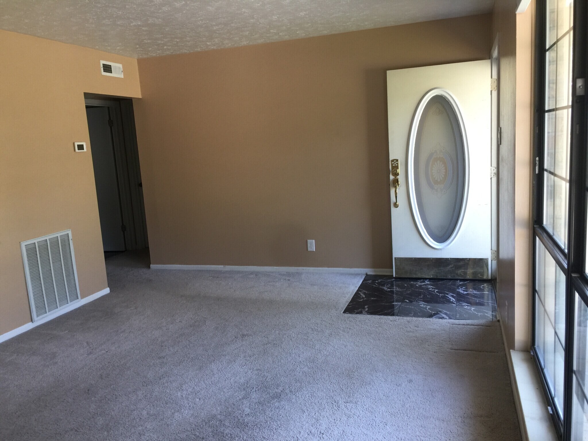 Front room - Hallway To 2 Beds and Bath - 4912 Angelia Dr
