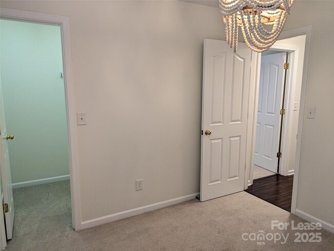 Building Photo - 134 Nevis Ln