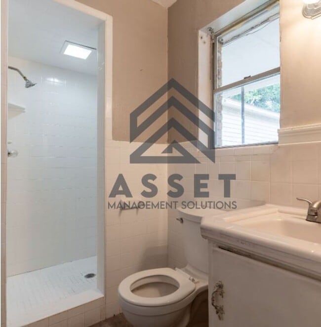 Building Photo - 3 Bedroom Rent to Own Home Available!