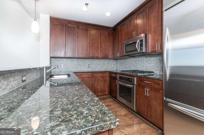 Building Photo - 270 17th St NW