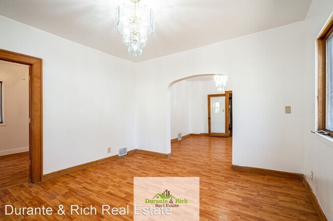 Building Photo - 2 br, 1 bath House - 1819 Marquette Street