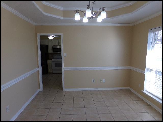 Building Photo - 12 Lauren Cove