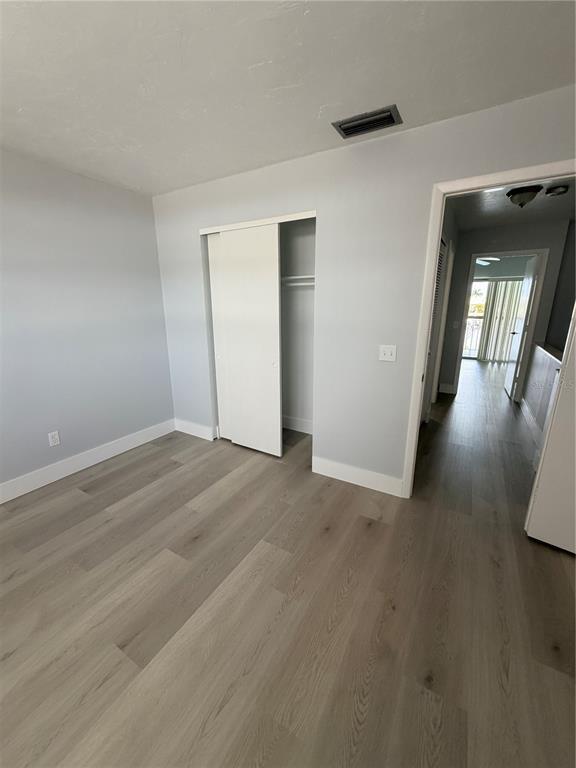 Building Photo - 920 Conecta Dr