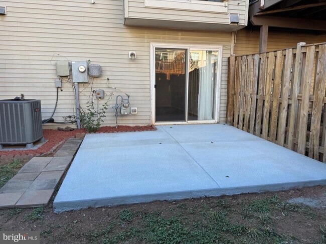 Building Photo - 11105 Doubleday Ln