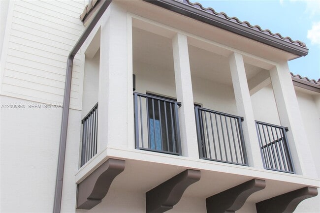 Building Photo - 4272 NW 82nd Ave