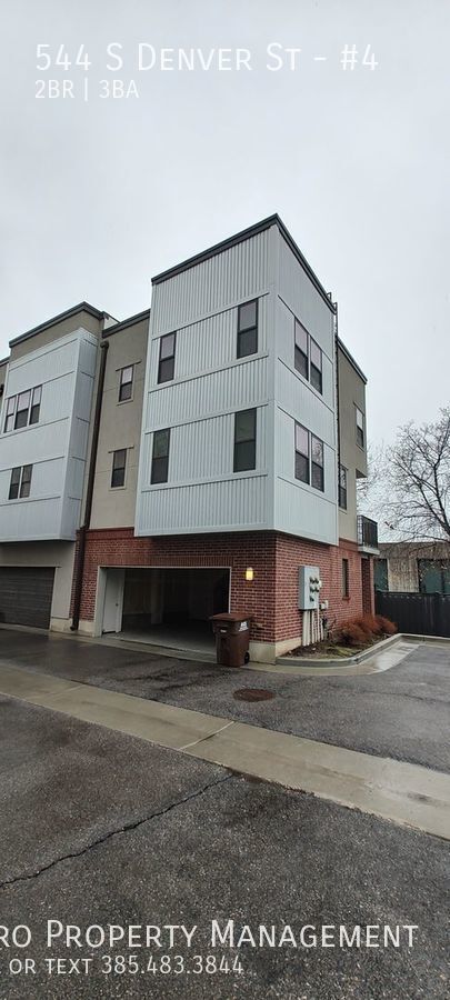 Building Photo - Incredible Downtown Salt Lake City Condo!