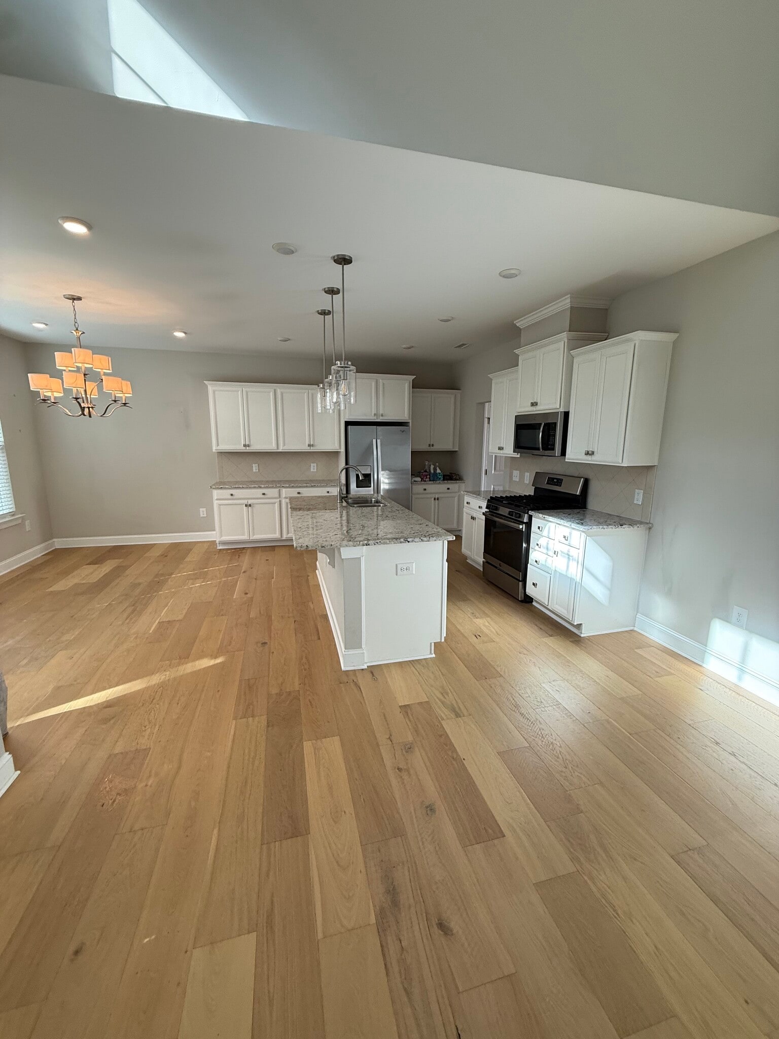 Building Photo - 335 Acorn Hollow Pl