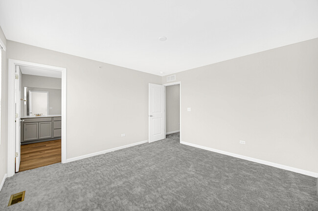 Building Photo - 2259 Horseshoe Cir