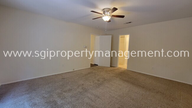 Building Photo - 3047 Bosswood Ct