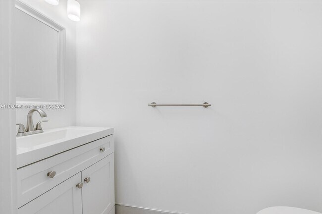 Building Photo - 10300 SW 147th Ct Cir