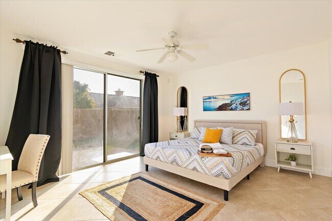 Building Photo - 47450 Manteca Ct