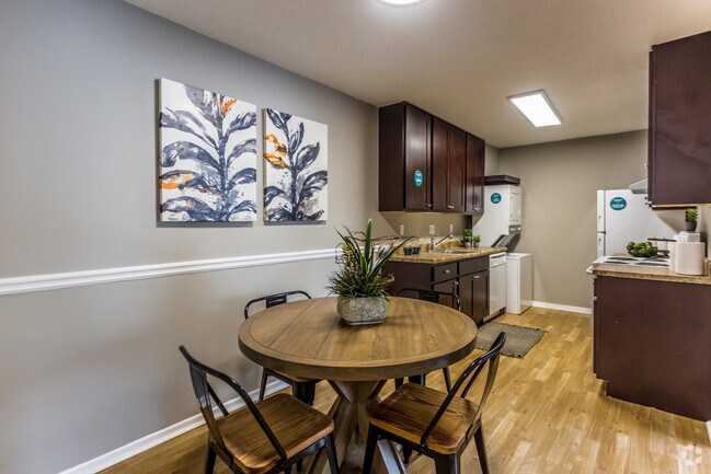 Interior Photo - Cedar Run Apartments