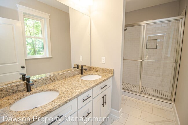 Building Photo - 3 br, 2.5 bath House - 712 Seldon Drive