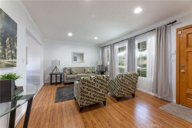 Building Photo - 5634 Oliva Ave