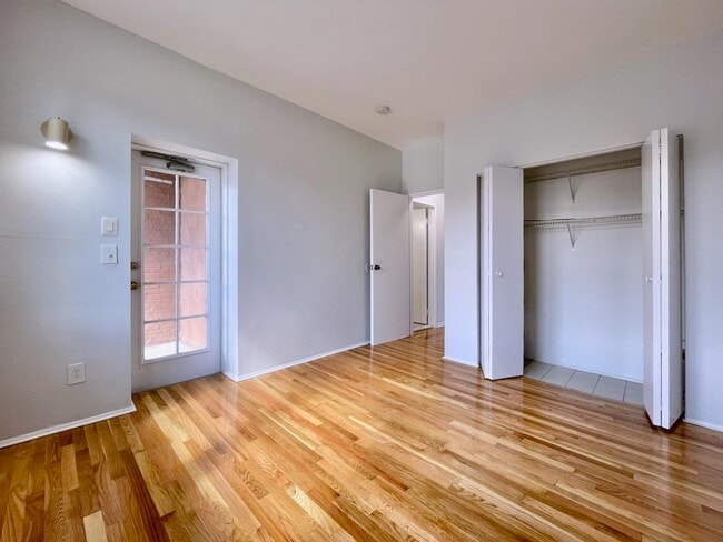Building Photo - 43-49-49 Van Wagenen Ave