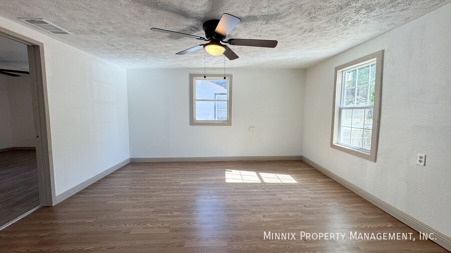 Building Photo - 3004 39th St