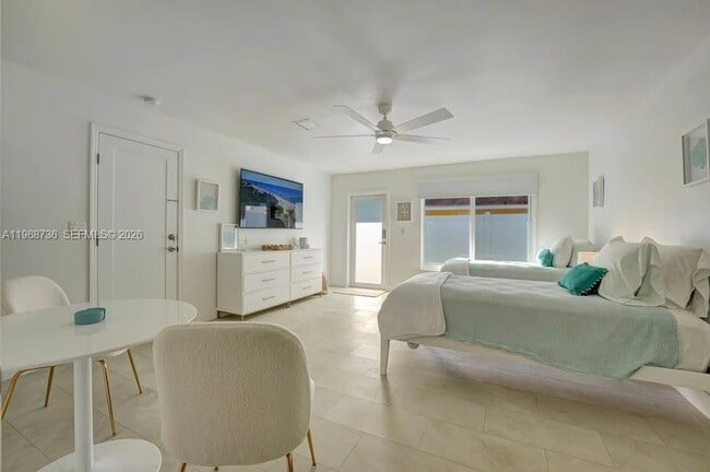 Building Photo - 1319 SW 30th St