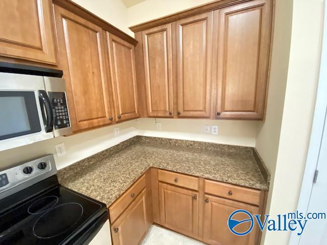 Building Photo - 109 Oak Shade Dr