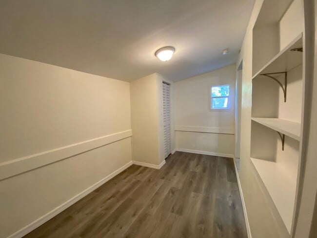 Building Photo - 911 NW 62 Ave