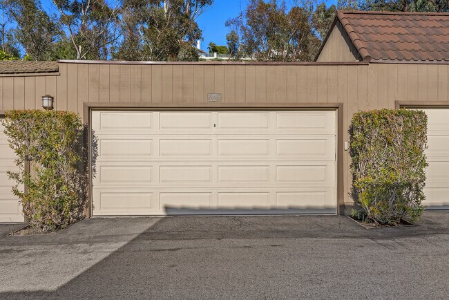 Building Photo - 31461 E Nine Dr