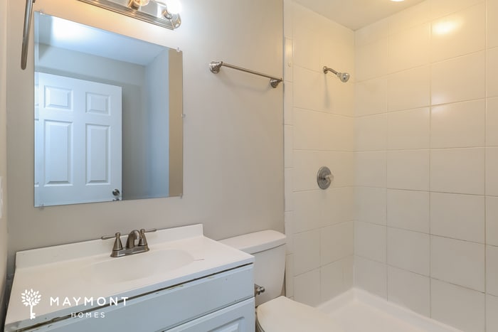 Building Photo - 8114 Bald Ridge Dr
