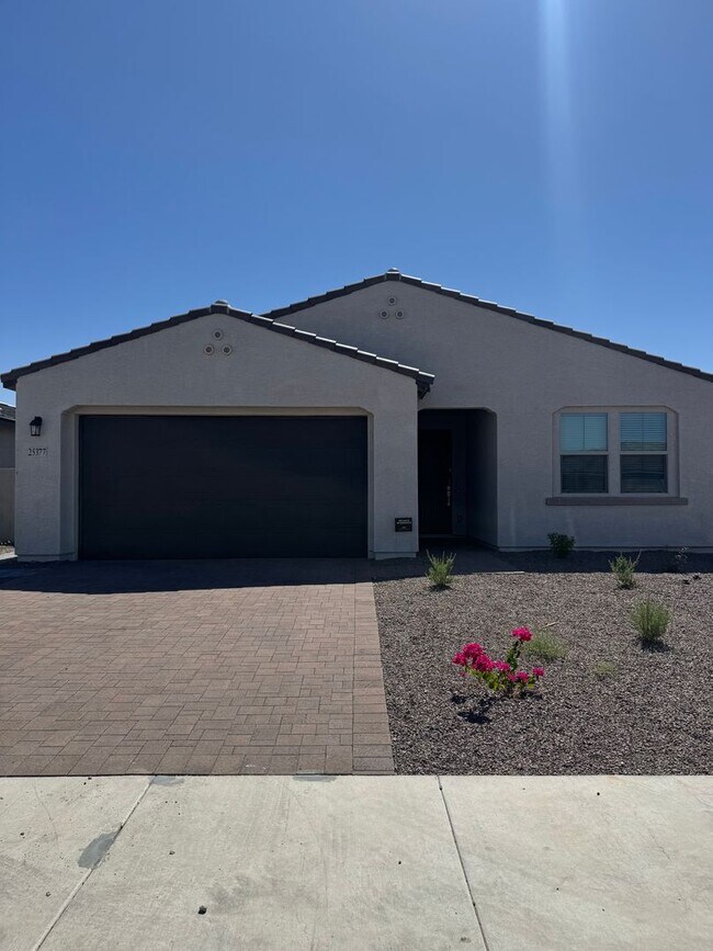Building Photo - BRAND NEW HOME IN ALORAVITA IN PEORIA