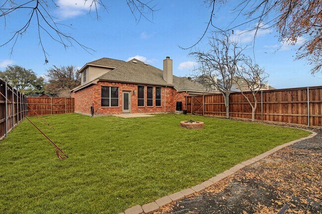 Building Photo - Meticulously Maintained McKinney Gem!