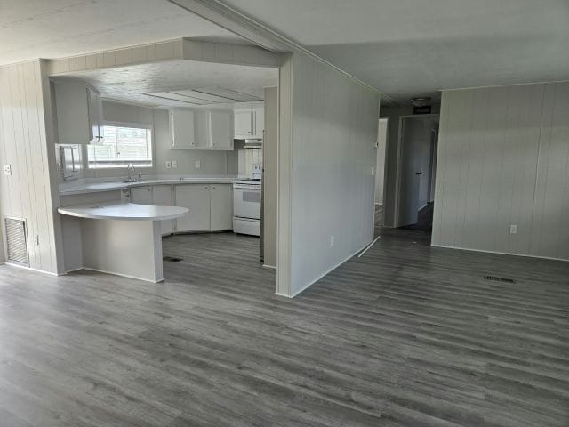 Building Photo - 4919 1st St W