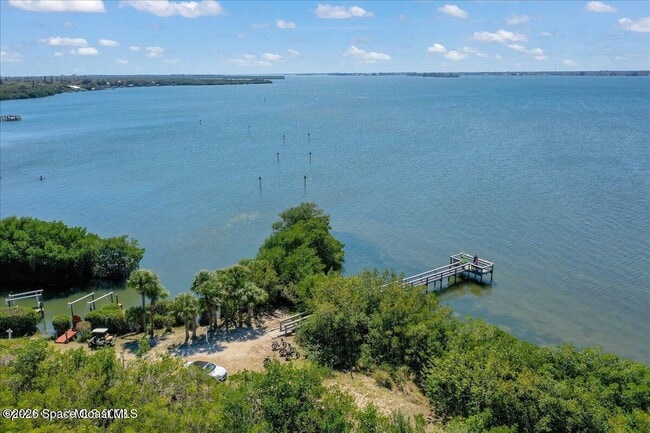 Building Photo - 421 Moray Pl