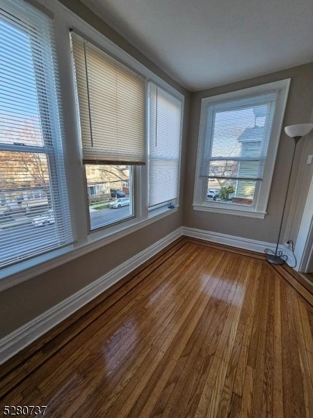Building Photo - 271 Davis Ave