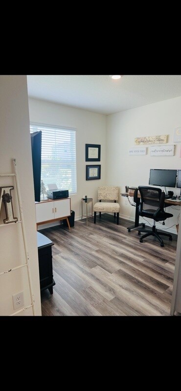 Building Photo - 2243 Tay Wes Dr