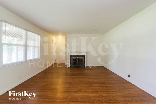 Building Photo - 5318 Glencairn Ln