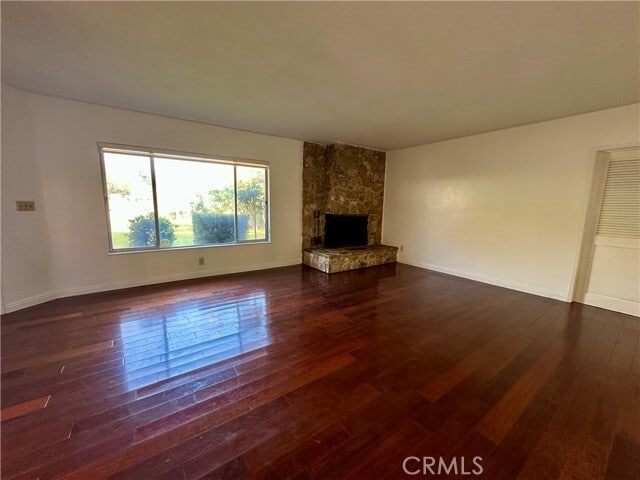 Building Photo - 2115 Holly Ave