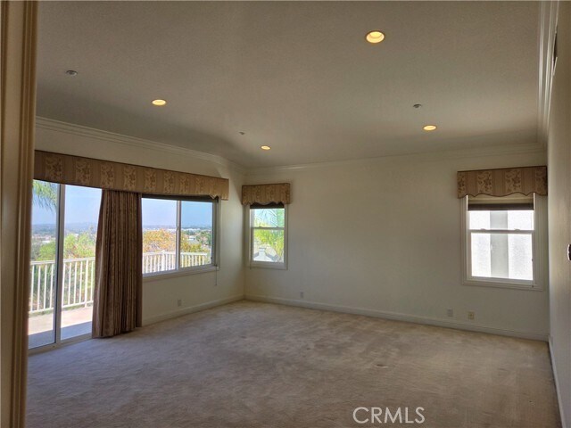 Building Photo - 17568 Cloverdale Way