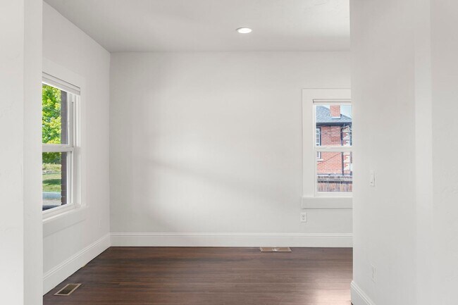 Building Photo - 5350 Tejon St